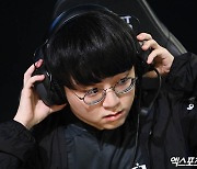 스프링 PO 첫 '실버 스크랩스'... DK, 4세트서 KT 24분 만에 완파 [LCK]