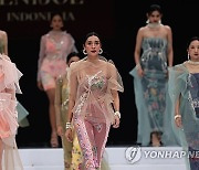 INDONESIA FASHION