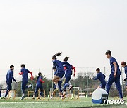 대한민국 여자 축구대표팀 '뛰어 보자'