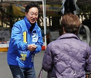 민주, '이화여대생 성상납 발언' 김준혁 후보에 "사과 권고"