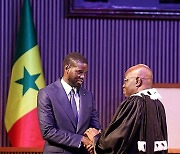 SENEGAL NEW PRESIDENT SWORN IN