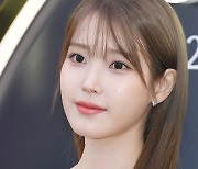 아이유 소속사, '콘서트 티켓 부정 거래로 몰려 억울' 사례에 "무거운 책임감"