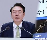 의료계 "대화 제안 환영…의대 증원 배정은 멈춰야"