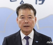 김영호, 6·25 참전국 대사에 '자유평화통일' 비전 설명한다