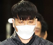 ‘60시간 도주극’ 벌인 김길수 1심 징역 4년 6개월