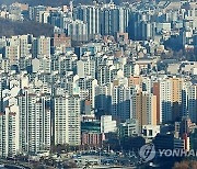 서울 아파트값 2주째 소폭 상승…전셋값은 46주 연속 올라