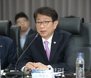 "K팝 팬들 이용할 수 있는 철도 열차 상품 필요"