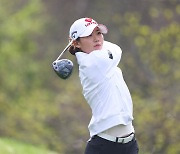 '노보기' 황유민, KLPGA 국내 개막전 3R까지 선두…2위와 2타 차