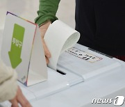 [속보] 역대 총선 최고 사전투표율…최종 31.28%·1384만9043명 투표