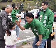 조원진 집중유세 "좌파 노골적 거짓선동, 보수 하나로 모아야"