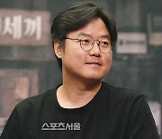 나영석PD, 유재석·기안84와 백상 남자 예능인 후보…“수상하면 고척돔 파티”