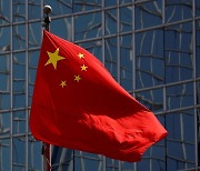 [朝鮮칼럼 The Column] 중국의 경제적 압박, 힘 합쳐 막아내기