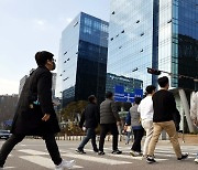 2030 vs 4050, 출퇴근 거리 누가 더 짧을까…전국민 평균은 2.5시간