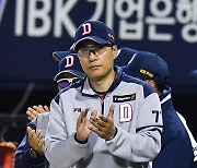 [ST포토] 홈경기 승리 챙긴 두산 이승엽 감독