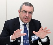 “韓 엇박자 ‘비트코인 ETF’ 규제 안 돼…글로벌 트렌드 봐야”