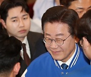 "국민은 정권심판 택했다"…민주당이 분석한 압승 요인은 [출구조사]