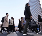 고용부 산하기관 저임금 ‘심각’···신입 초임, 5년 전 공공기관 평균도 안돼