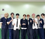 이펙스, 정규 1집 컴백 당일 한터차트·아이튠즈 1위 등극