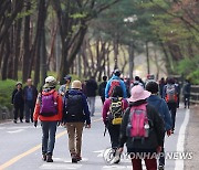 투표일, 관악산 찾은 시민들