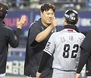 '류현진 3전4기 끝에 KBO 99승'…한화 5연패 탈출