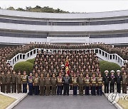 김정은 "적이 군사적 대결 택한다면 모든 수단 동원해 필살"