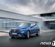 수입차 왕좌 내준 벤츠, 작년 실적 1위 지켜…BMW, 영업이익 맹추격