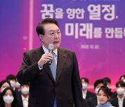 “실망 그렇게 컸던거니, 어떻게 2년만에”...변심한 서울·충청, 野로 간 이유는