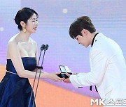 서동주 ‘수상 축하해요’