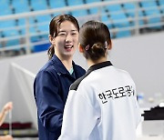 김연경보다 많이 받는다…FA 최대어 강소휘 도로공사행, 여자배구 8억 시대 활짝