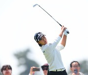 박지영, KLPGA 투어 메디힐 3R 단독 선두…‘72홀 노보기 우승 도전’