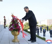 [속보] 방북 中 자오러지, 김정은 만나