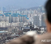 부동산PF 손실 최대 5조…적자 2조원대 전망[고난의 저축은행①]