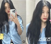 "파마 아주 좋아" 레드벨벳 조이, 봄 맞이 새 헤어스타일 공개 "역시 인간 과즙상"