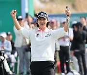 아깝다, 16번홀 보기...박지영 KLPGA 통산 8승