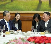 North's Kim meets China's top legislator Zhao to deepen bilateral ties