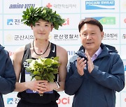 2024 군산 새만금 국제마라톤 김재민·이수민 남녀 우승