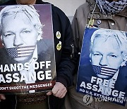 Britain Assange