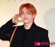 [TEN포토]세븐틴 에스쿱스 '심장이 두근두근해지는 볼하트'