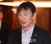 이복현 "채산성 낮은 PF 사업장, 주인 바뀌어야"