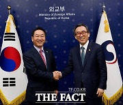 유정복 시장, 외교부 장관 만나 APEC 정상회의 인천 유치 요청