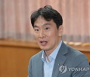 경찰, 금감원 국장급 간부 내부정보 유출 수사…또 `전관예우` 논란