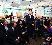 간담회 참석한 곽상언 종로구 국회의원 당선인