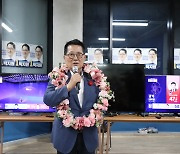 박지원 “이재명, 계속 대표 하겠다면 당연히 해야”