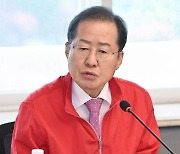 ‘73년생 한동훈’ 저자 “홍준표, 좌파 2중대 짓…경망스럽다”