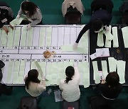 준연동형 비례제의 부작용…비례 무효표 131만표 '역대 최다'