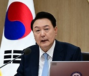 野 "尹, 여전히 '내가 맞다' 우겨" "체감 못한 것 사과해야 하나"