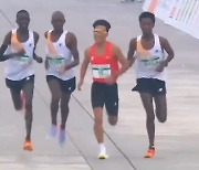 [영상]中 최고 마라톤 스타 승부조작 터졌다…일부러 져준 아프리카 선수들(?)