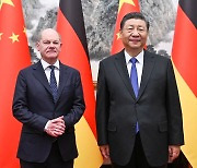 시진핑, 독일 총리에 '과잉생산' 반박…"독일과 협력"