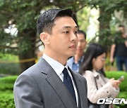 유아인,'네 번째 공판 참석' [사진]