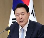 尹 "저부터 잘못, 국민 뜻 받들지 못해 죄송"